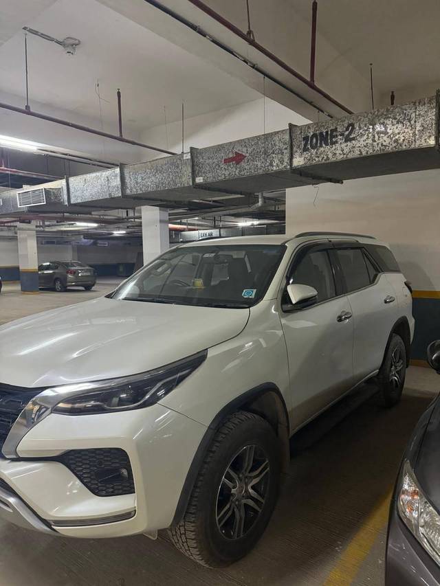 https://images10.gaadi.com/usedcar_image/4619650/original/processed_e70f0c47a2569e31ba5d9505849fc380.jpeg?imwidth=6400