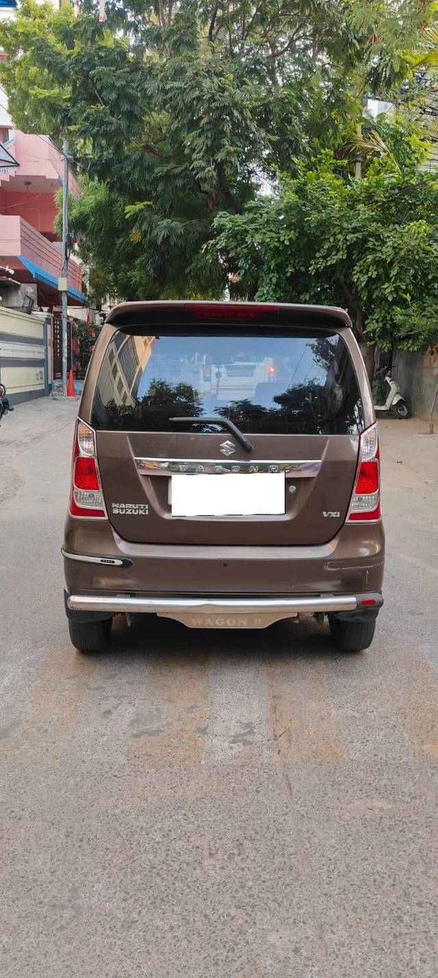 https://images10.gaadi.com/usedcar_image/4619661/original/processed_4ea7098da9e7296f91064f6a352051ef.jpg?imwidth=6401