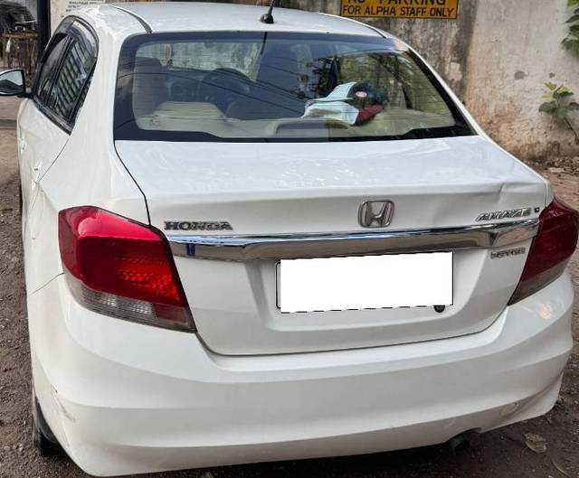 https://images10.gaadi.com/usedcar_image/4619666/original/processed_8ff34639-4df0-4df6-bfd8-e4c6a5d88bd1.jpeg?imwidth=6401