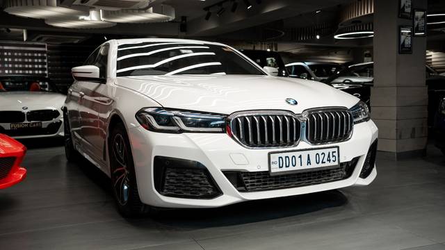https://images10.gaadi.com/usedcar_image/4619696/original/46e2fe7f74b6f184526c2300cb1f904a.jpg?imwidth=6400