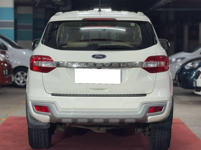 https://images10.gaadi.com/usedcar_image/4619700/original/processed_5fb6896e956caeee8f07619fea4d7b10.jpg?imwidth=6401