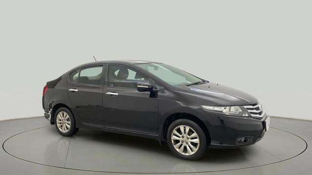 https://images10.gaadi.com/usedcar_image/4619714/original/6fc78954715c7e282d48746bf81ffe57.jpg?imwidth=6400
