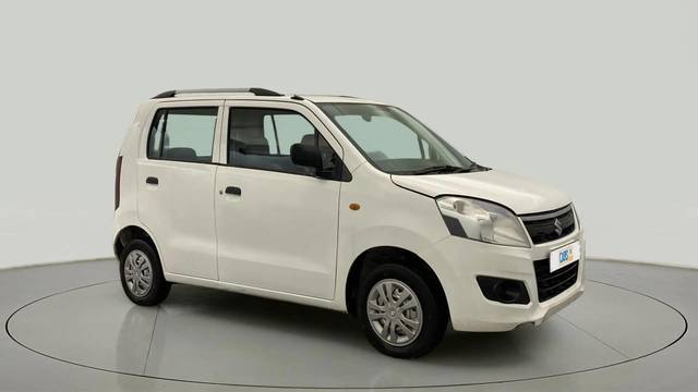 https://images10.gaadi.com/usedcar_image/4619720/original/926bc1dce17891f41091fa54a339e590.jpg?imwidth=6400