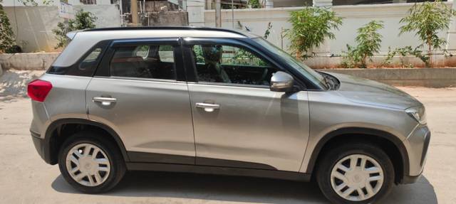https://images10.gaadi.com/usedcar_image/4619732/original/ff92d1aa2f560dc1606009ae6c18120b.jpg?imwidth=6401