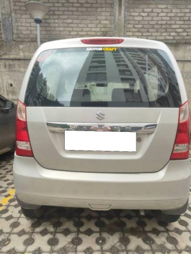 https://images10.gaadi.com/usedcar_image/4619771/original/processed_113bf845-0806-41bf-9324-c50cdae2ad6f.jpg?imwidth=6402