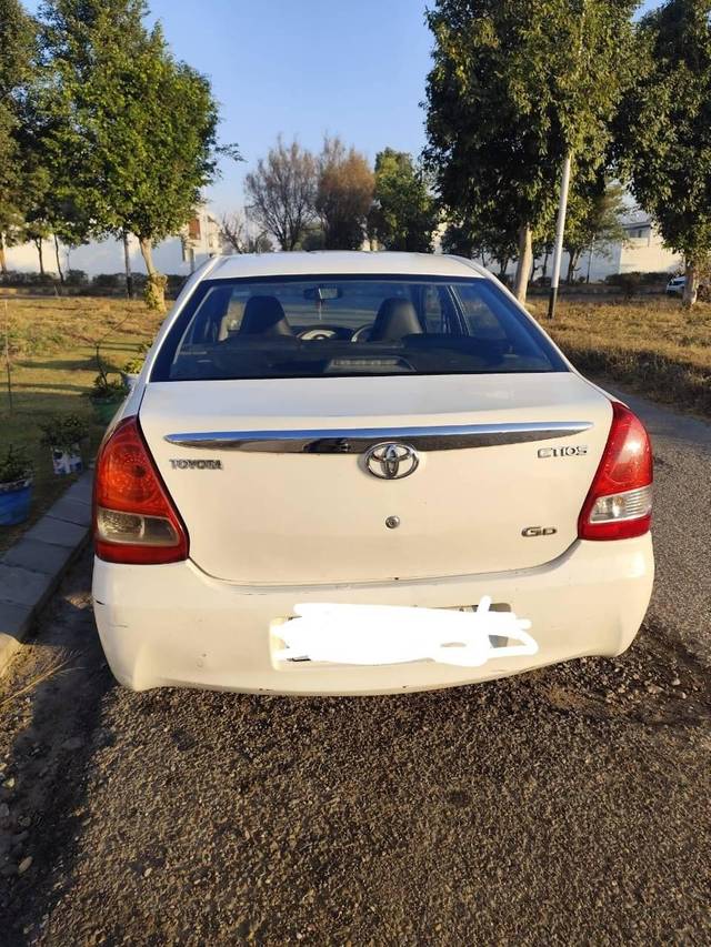 https://images10.gaadi.com/usedcar_image/4619791/original/processed_11549a72-422a-4137-85c0-11f9e2e9b1fd.jpg?imwidth=6401
