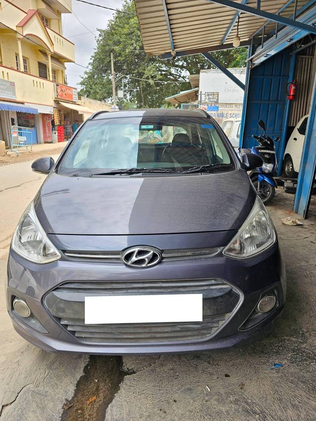 https://images10.gaadi.com/usedcar_image/4619808/original/processed_1961ed397f5dbafb47c7be0cd966ca23.jpg?imwidth=6402