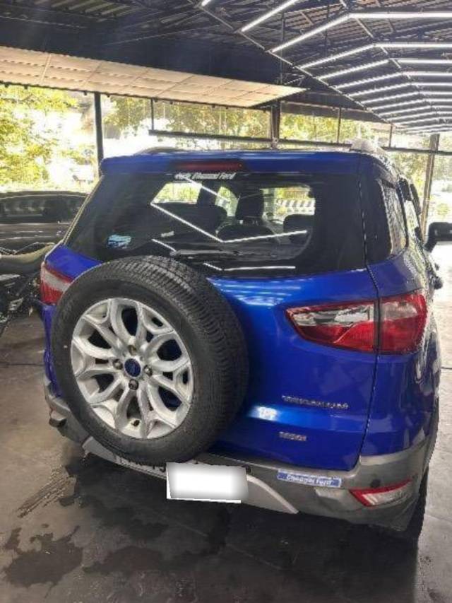 https://images10.gaadi.com/usedcar_image/4619811/original/processed_processed_77e9aca4-9912-4a85-8288-82431c25e4e8.jpeg?imwidth=6400