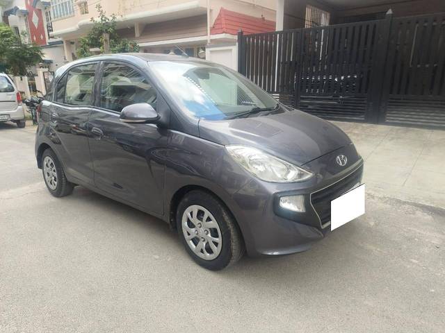 https://images10.gaadi.com/usedcar_image/4619813/original/processed_76f7008c688753c419433ee949b25ba4.jpg?imwidth=6400