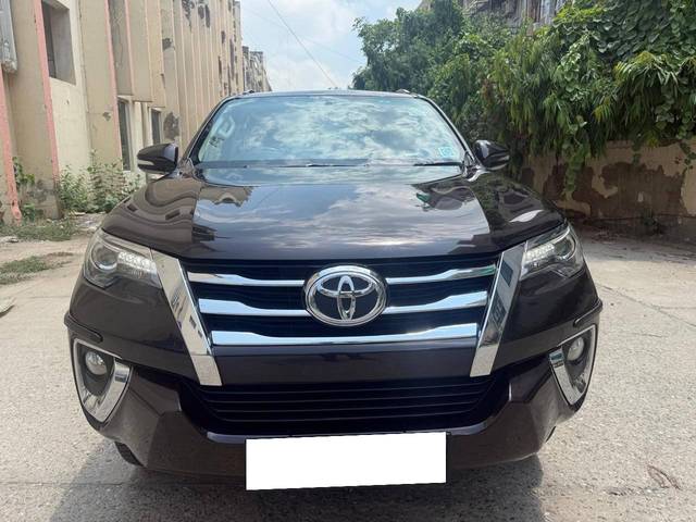 https://images10.gaadi.com/usedcar_image/4619814/original/processed_f0be8e55777e453c714992a46e345536.jpg?imwidth=6400