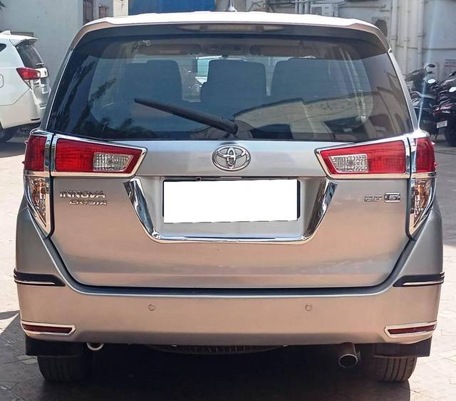 https://images10.gaadi.com/usedcar_image/4619824/original/processed_20a38af8163415ffadcc20efccdd96c1.jpeg?imwidth=6401