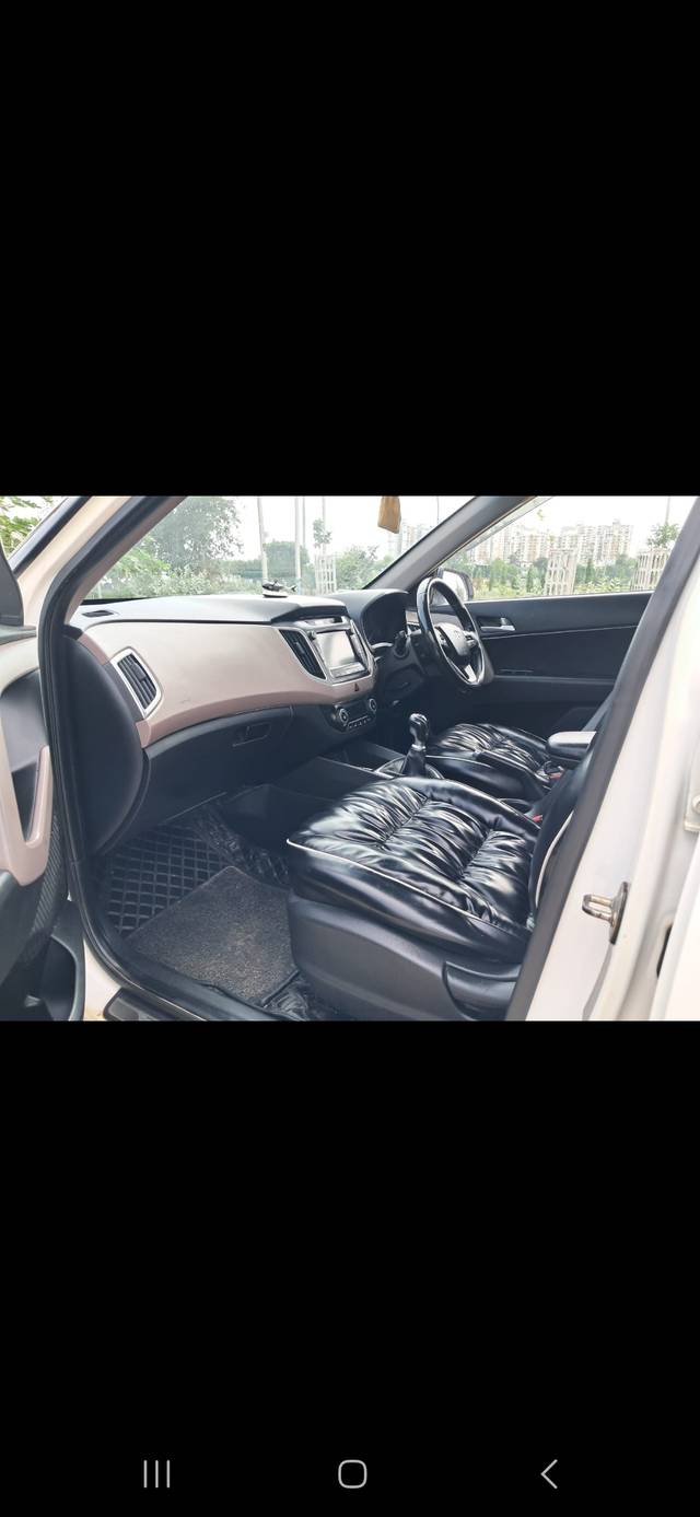 https://images10.gaadi.com/usedcar_image/4619826/original/a6e56190eecf175b0c74e7db7d14126b.jpg?imwidth=6401