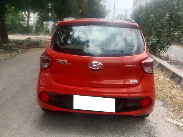 https://images10.gaadi.com/usedcar_image/4619830/original/processed_6adc006d882bd57baec95669bc3524f5.jpg?imwidth=6402