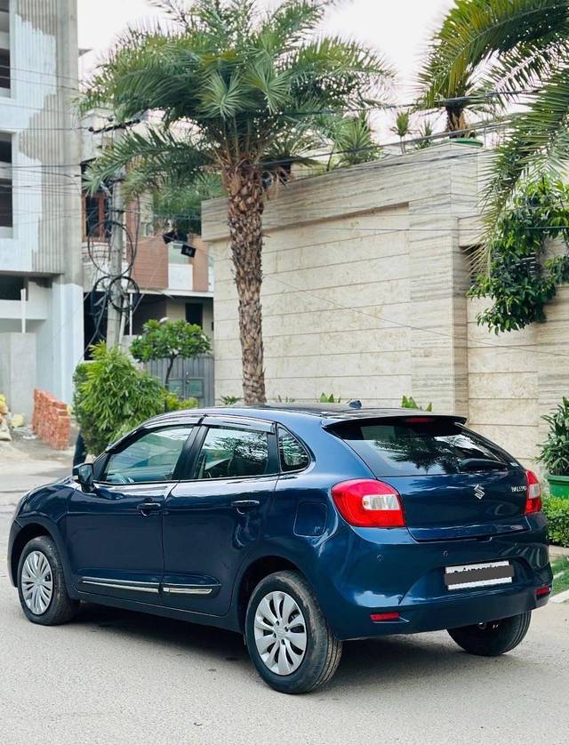 https://images10.gaadi.com/usedcar_image/4619837/original/processed_4678ae7d-9810-4435-af54-91ec5a51cb87.jpg?imwidth=6402