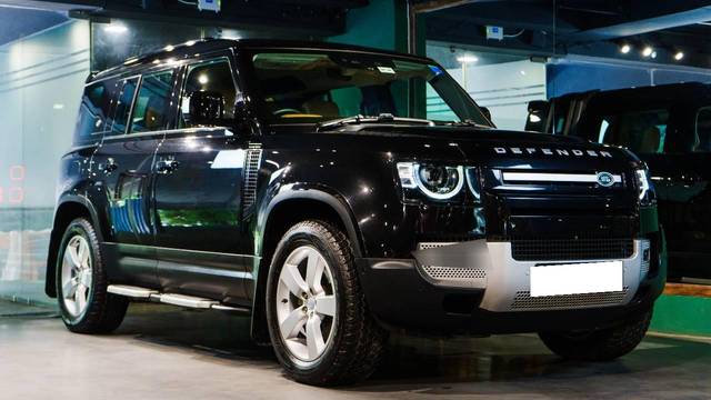 https://images10.gaadi.com/usedcar_image/4619848/original/processed_d7107a7a5f722d4986dd168b7919297b.jpeg?imwidth=6400