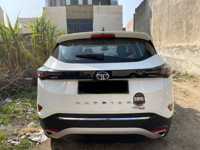https://images10.gaadi.com/usedcar_image/4619880/original/processed_235c2e91-10af-4800-9680-3196ffbaec8e.png?imwidth=6402