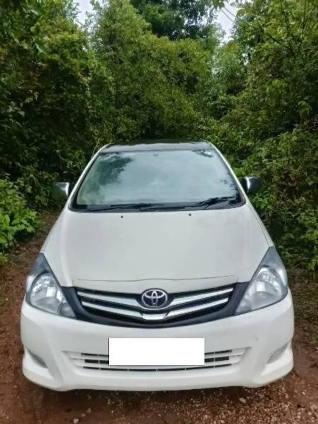 https://images10.gaadi.com/usedcar_image/4619882/original/processed_d4d9accb-e25b-480f-ba6f-a964b73ec3cc.jpg?imwidth=6400