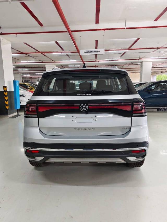 https://images10.gaadi.com/usedcar_image/4619893/original/processed_4379861a45c4e6e455622d20ce21b3d6.jpg?imwidth=6401
