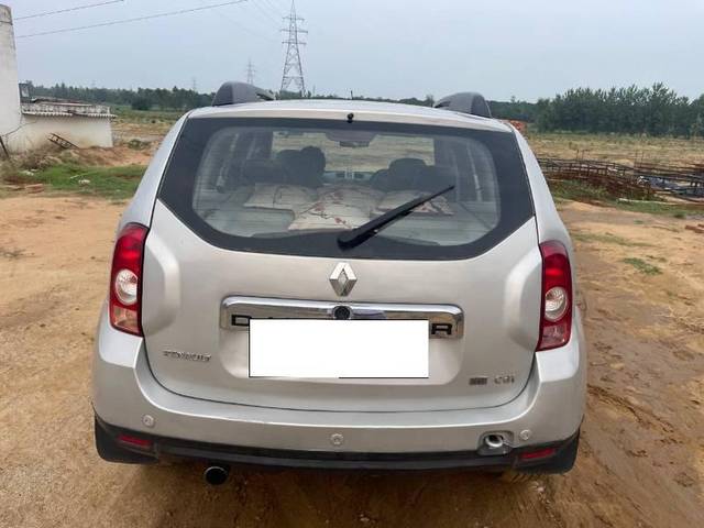 https://images10.gaadi.com/usedcar_image/4619940/original/processed_47eb9ca3-81fa-4c2b-b2c0-e62523e61b3d.jpg?imwidth=6402