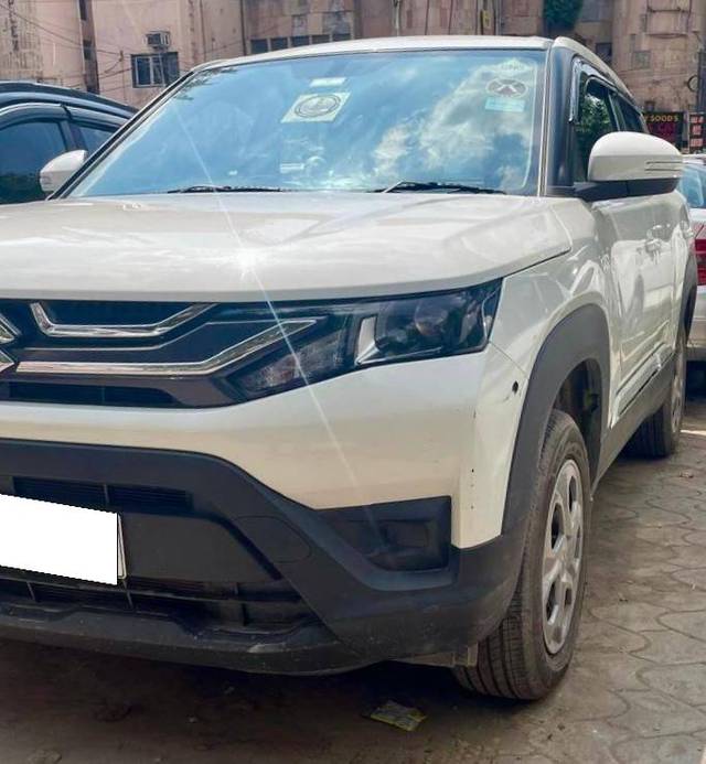 https://images10.gaadi.com/usedcar_image/4619945/original/processed_6e927e51f74390cf5b4e0e2f95391784.jpg?imwidth=6402