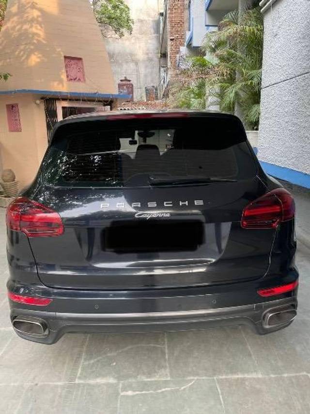 https://images10.gaadi.com/usedcar_image/4619950/original/processed_f09e7117-9a76-45ca-9e2b-ac9b07ea7d98.jpeg?imwidth=6401