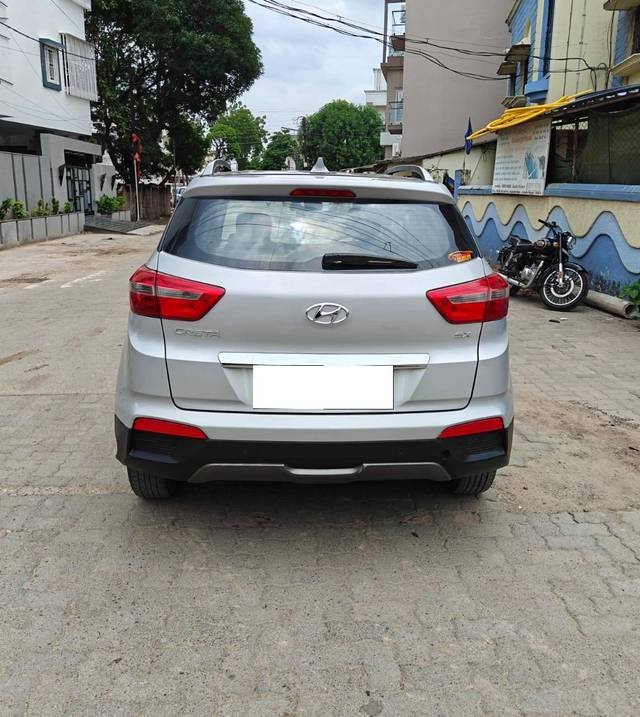 https://images10.gaadi.com/usedcar_image/4619975/original/processed_5fb4cbf71d0e0897d5659000ae78daa6.jpg?imwidth=6401