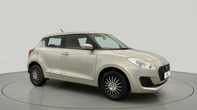 https://images10.gaadi.com/usedcar_image/4619985/original/32e5ce25bab2de119858e584dff110a4.jpg?imwidth=6400