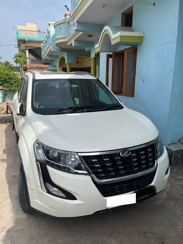 https://images10.gaadi.com/usedcar_image/4619988/original/processed_ff229670-4ed0-4e47-9652-70fc5288e263.jpg?imwidth=6400