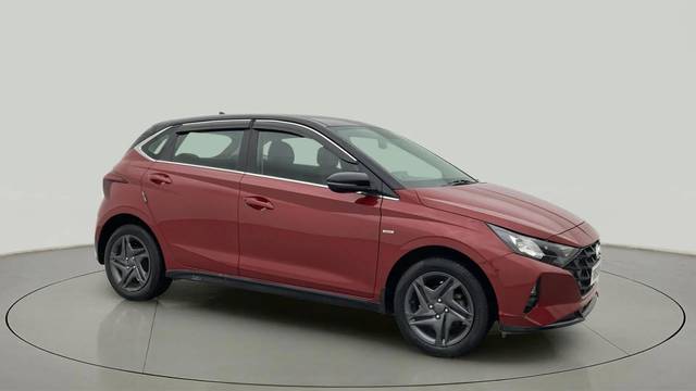 https://images10.gaadi.com/usedcar_image/4619998/original/14ad34ea5d8c48b6ca8d37b50987db5e.jpg?imwidth=6400