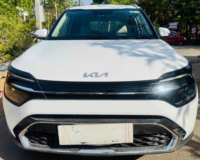 https://images10.gaadi.com/usedcar_image/4620016/original/processed_35c631439850a4fb5c4753828a0c31b1.jpg?imwidth=6402