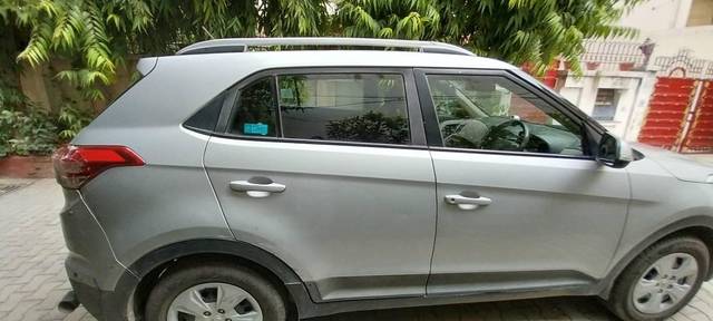 https://images10.gaadi.com/usedcar_image/4620048/original/processed_2e17bbc9-272f-4dee-83eb-d5af8e315db8.jpg?imwidth=6401