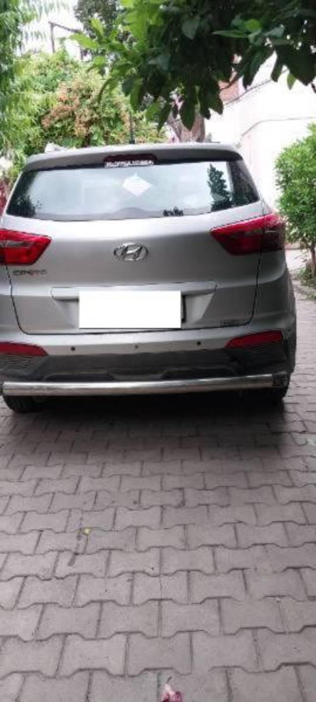 https://images10.gaadi.com/usedcar_image/4620048/original/processed_f0cc9e16-71d7-4145-8e35-1d6e4a5f21b0.jpg?imwidth=6402