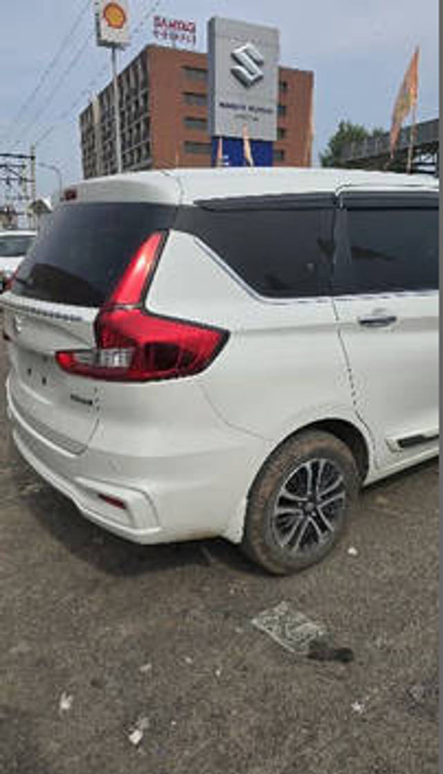 https://images10.gaadi.com/usedcar_image/4620061/original/processed_219cb4a8-a78e-4f02-ab42-c9ad3e711ab2.png?imwidth=6400