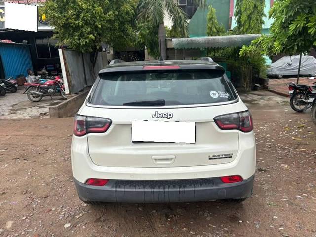 https://images10.gaadi.com/usedcar_image/4620068/original/processed_89e645d0-4ba5-4a16-8ed4-df4fb413008e.jpg?imwidth=6401
