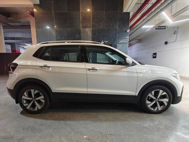 https://images10.gaadi.com/usedcar_image/4620079/original/processed_147dd84e22bc0a1b77c21116bc85e6ea.jpg?imwidth=6401
