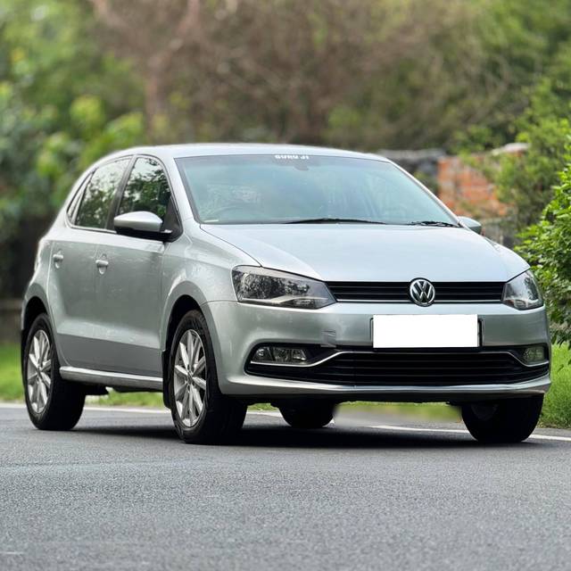 https://images10.gaadi.com/usedcar_image/4620092/original/processed_dc7d347bec75d7cdb3cca79df9014d0d.jpg?imwidth=6400