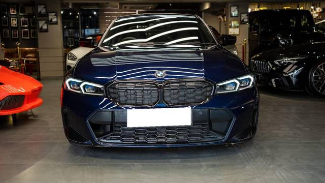 https://images10.gaadi.com/usedcar_image/4620095/original/processed_16b0f3267d9618b29af1af5fc5c03f76.jpg?imwidth=6402