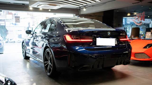 https://images10.gaadi.com/usedcar_image/4620095/original/processed_7322e9a96106a69a9fdda8bc08c52838.jpg?imwidth=6400