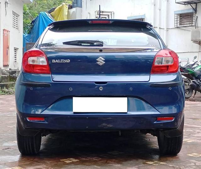 https://images10.gaadi.com/usedcar_image/4620105/original/processed_c4620e04b67d846acdb2a2f871481fc5.jpeg?imwidth=6402