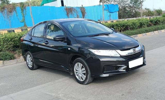 https://images10.gaadi.com/usedcar_image/4620112/original/processed_897c003573f4a02152e5f2d455151e9d.jpg?imwidth=6400