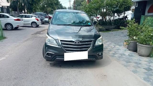 https://images10.gaadi.com/usedcar_image/4620118/original/processed_6f23b52e-d892-403e-ad52-cf0de1f77463.jpg?imwidth=6400