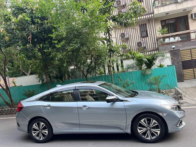 https://images10.gaadi.com/usedcar_image/4620119/original/07811321b5a12bbd4d8465d50fa1f5cd.jpg?imwidth=6401