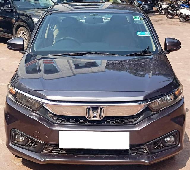 https://images10.gaadi.com/usedcar_image/4620133/original/processed_d7f851da88fc23104326755914369343.jpeg?imwidth=6400