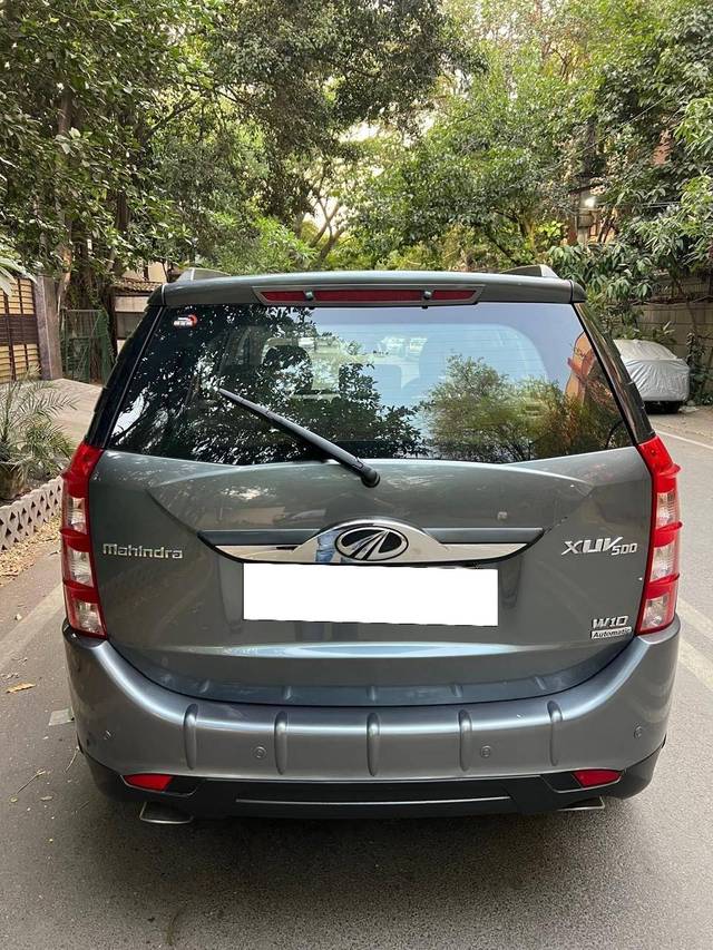 https://images10.gaadi.com/usedcar_image/4620138/original/processed_7fdabe69d5af1a2678c6e64c9231d28c.jpg?imwidth=6402