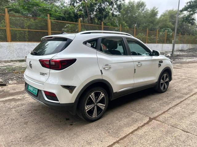 https://images10.gaadi.com/usedcar_image/4620159/original/processed_641d517fad148144c95e8e8e8b128075.jpg?imwidth=6402