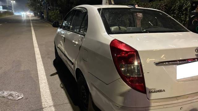 https://images10.gaadi.com/usedcar_image/4620171/original/processed_b685dad9-ee28-4999-b589-3f814efe624a.jpeg?imwidth=6402