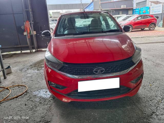 https://images10.gaadi.com/usedcar_image/4620172/original/processed_29096d73-2a8c-4f66-96a0-02a31b32d966.jpg?imwidth=6400