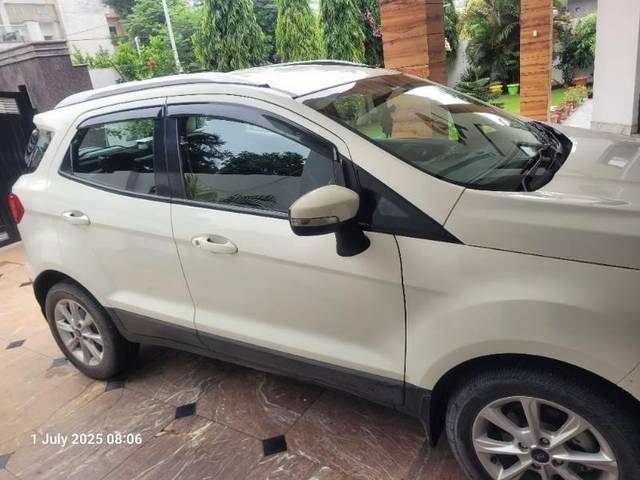 https://images10.gaadi.com/usedcar_image/4620221/original/processed_29585d95-ba8a-494e-b879-e59bebf84d19.jpg?imwidth=6401