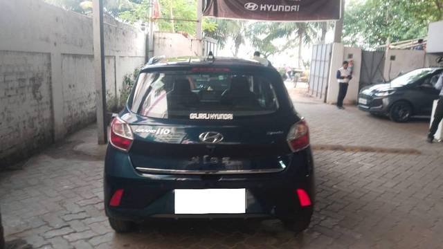 https://images10.gaadi.com/usedcar_image/4620252/original/processed_c22b05c2-7f77-4ef9-a42a-3c3adca08cca.jpg?imwidth=6400