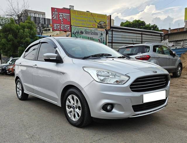 https://images10.gaadi.com/usedcar_image/4620259/original/processed_7b2c6d6af06352fb61ddd2746605f46d.jpg?imwidth=6400